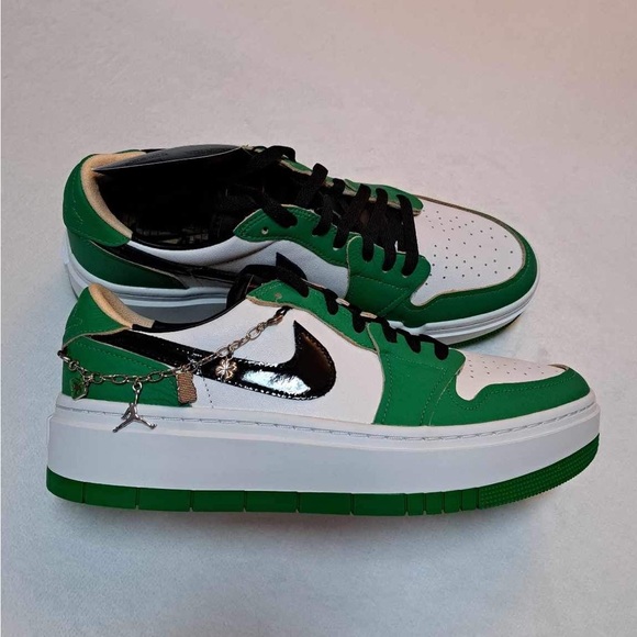 Air Jordan 1 Low Elevate SE - Women's size 12 / Men's size 10.5 - Picture 8 of 10